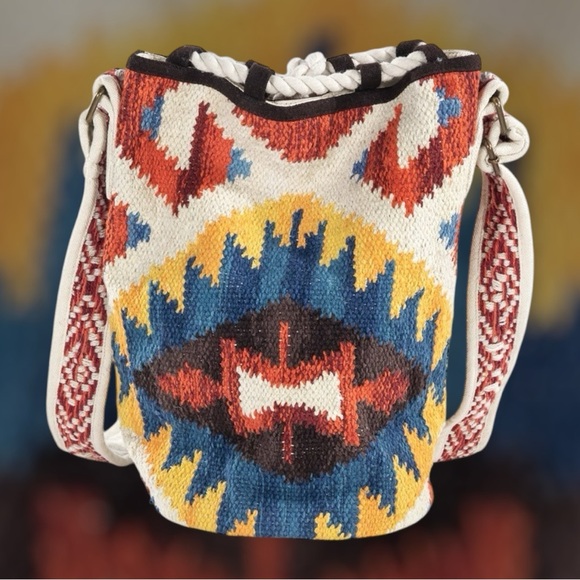 Urban Haven Handbags - Bohemian Western Shoulder Bucket Style NWT
